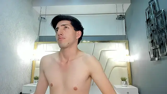 Un Slutty online show from February 26, 2025, 10:31 pm
