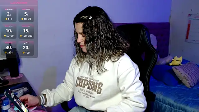 Snapshot of Sabrina_Hall_ chatting on October 6, 2025, 2:09 am Sabrina Hall  online show from October 6, 2025, 2:09 am