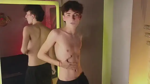 MaxHeat  online show from February 3, 2025, 7:31 pm