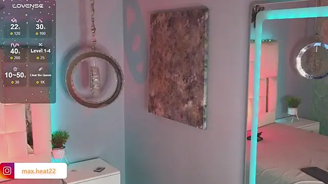 MaxHeat  online show from March 13, 2025, 10:15 am