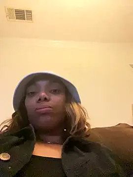 butterflybootyy online show from December 4, 2024, 2:42 am