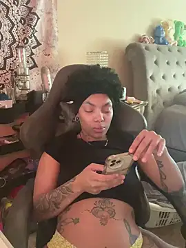 butterflybootyy online show from December 7, 2024, 9:33 pm