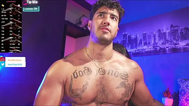 JACOB MARTINS online show from November 20, 2025, 8:30 pm