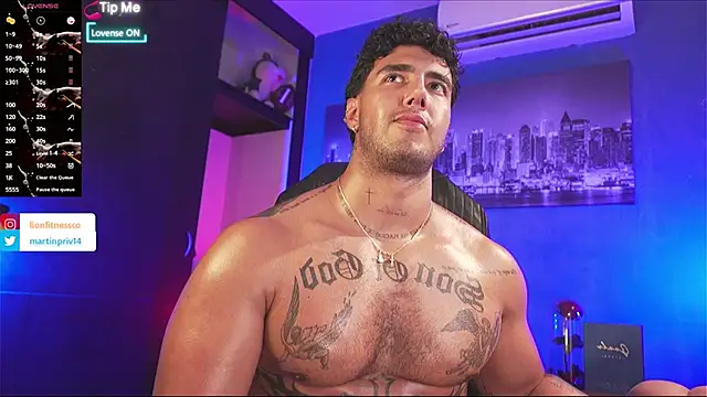 JACOB MARTINS online show from December 21, 2025, 8:05 pm