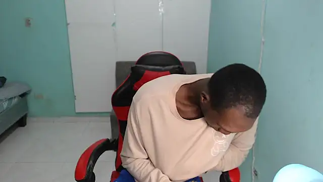 black30cmdick online show from December 1, 2025, 1:16 pm