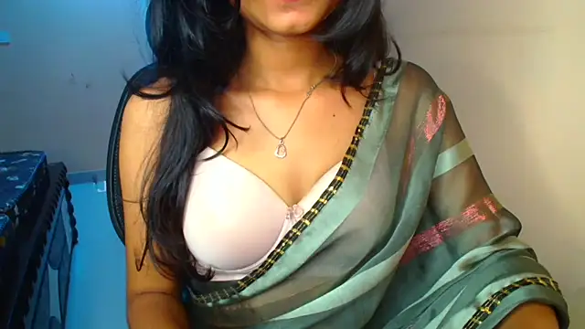 Aaisha urs online show from September 12, 2025, 7:58 pm
