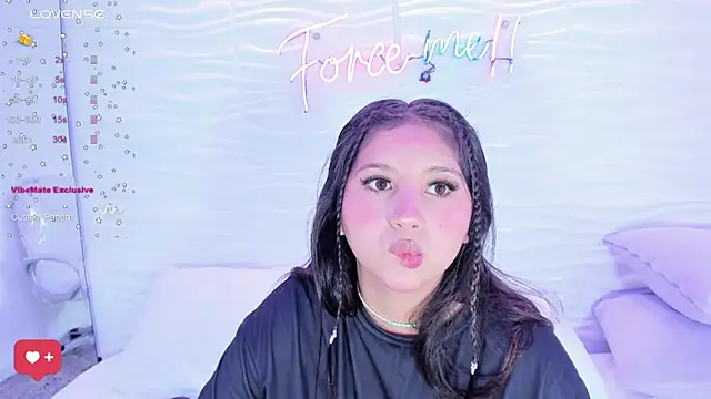 AvyMilton online show from February 1, 2025, 11:54 am