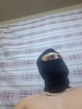 SINUECASTILLO online show from March 16, 2026, 10:52 am