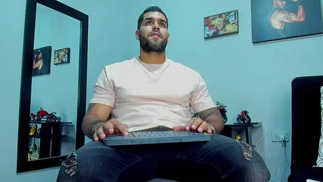 SamirHazard97 online show from December 14, 2024, 1:50 am