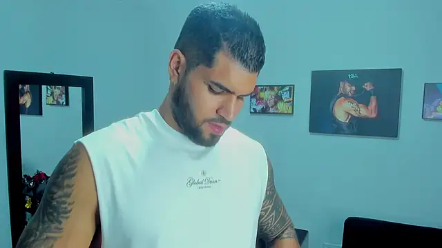 SamirHazard97 online show from December 29, 2024, 2:17 am