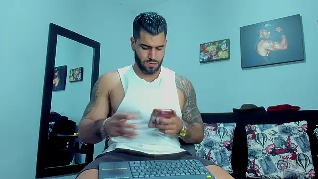 SamirHazard97 online show from September 18, 2025, 9:17 pm