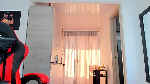 SamirHazard97 online show from June 12, 2026, 9:35 pm