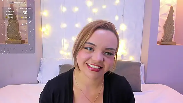 EmilyRouss  online show from December 27, 2024, 7:24 pm