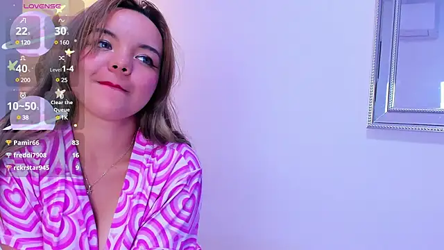 EmilyRouss  online show from January 14, 2025, 1:26 am