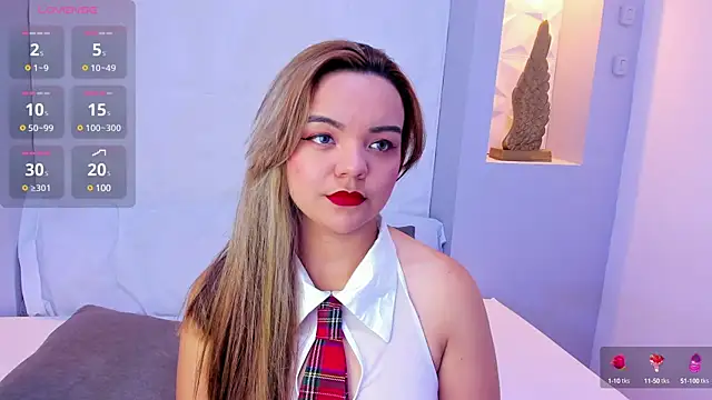 EmilyRouss  online show from January 20, 2025, 7:14 pm