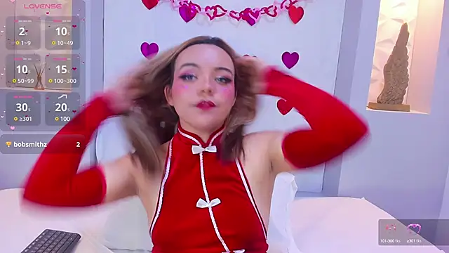 EmilyRouss  online show from February 13, 2025, 10:22 pm