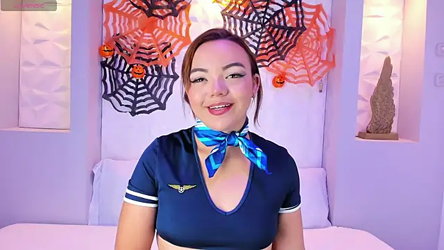 Snapshot of EmilyRouss_ chatting on October 20, 2025, 7:14 pm EmilyRouss  online show from October 20, 2025, 7:14 pm