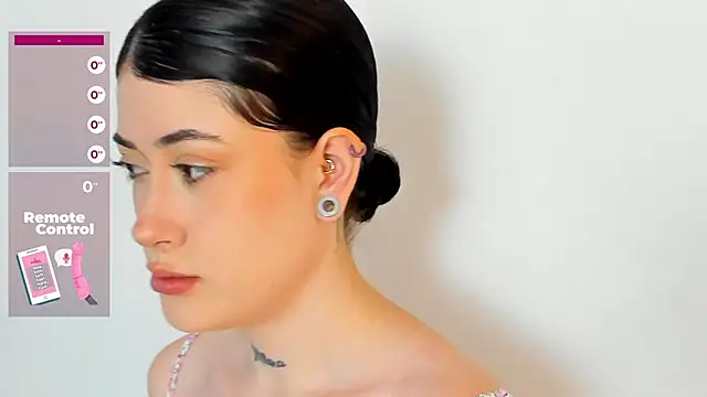 melody suarez online show from December 18, 2024, 7:30 pm