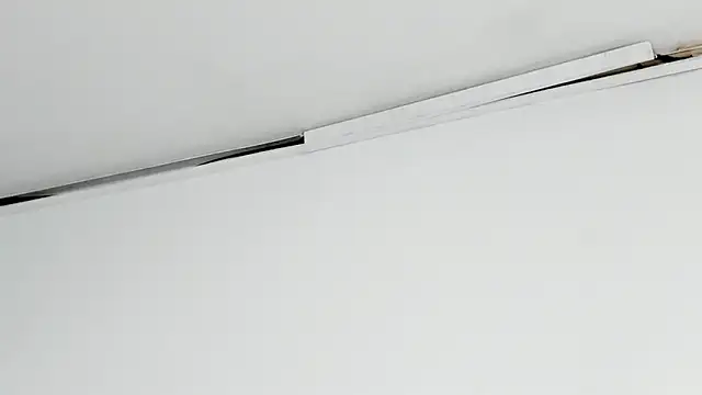 melody suarez online show from December 20, 2024, 2:30 am