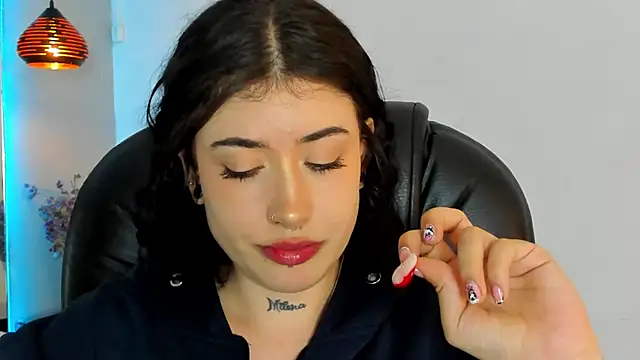 melody suarez online show from January 3, 2025, 10:40 pm