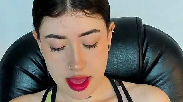 melody suarez online show from January 26, 2025, 7:52 pm