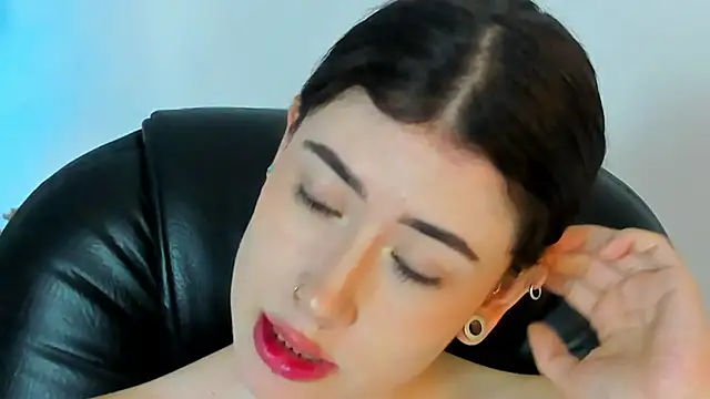 melody suarez online show from January 26, 2025, 10:57 pm