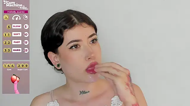 melody suarez online show from February 5, 2025, 10:44 pm