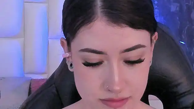 melody suarez online show from February 7, 2025, 11:03 pm