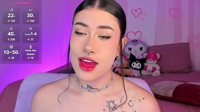 melody suarez online show from October 14, 2025, 6:42 pm