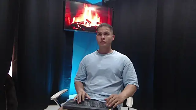 Snapshot of dominick_crawford01 chatting on February 27, 2025, 9:14 pm dominick crawford01 online show from February 27, 2025, 9:14 pm
