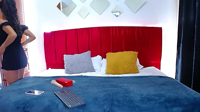 Snapshot of Cristal_moon1 chatting on March 15, 2025, 11:39 pm Cristal moon1 online show from March 15, 2025, 11:39 pm