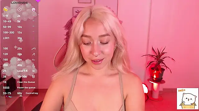 Snapshot of Dahlia__espresso chatting on February 10, 2025, 6:56 pm Dahlia espresso online show from February 10, 2025, 6:56 pm