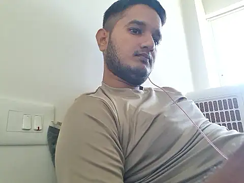 Jonrobinso online show from June 15, 2026, 4:25 am