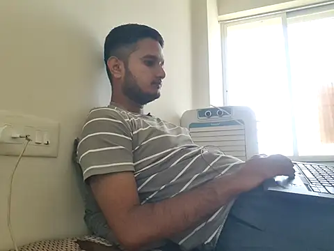 Jonrobinso online show from June 18, 2026, 4:35 am
