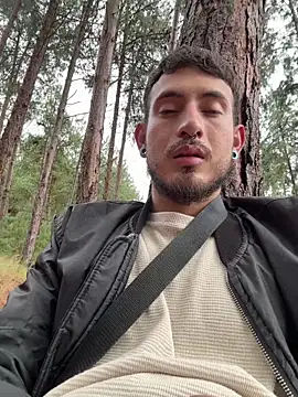 anika lowen02 online show from December 21, 2025, 7:43 pm