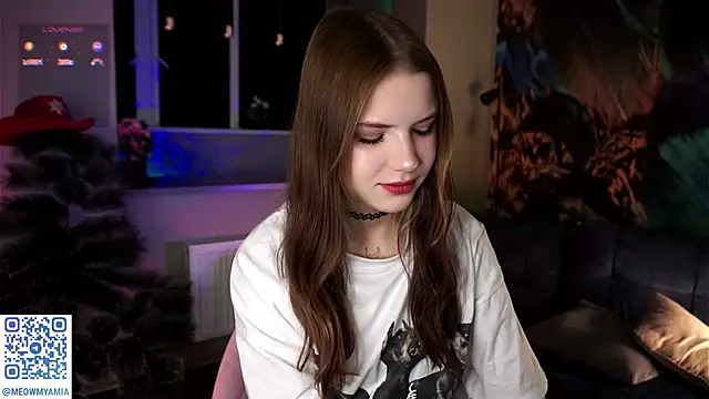 EvelyynLopez online show from December 20, 2024, 2:16 pm