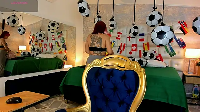 MelaniieRoux online show from July 1, 2026, 7:46 pm