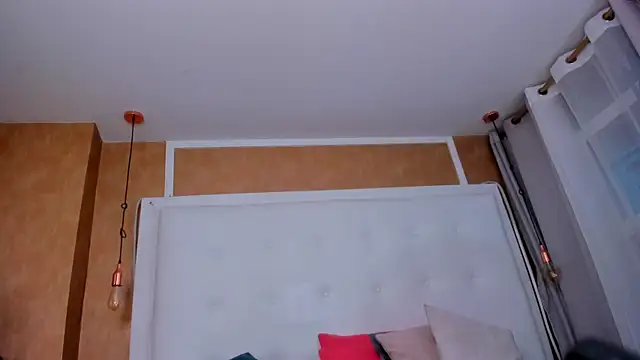  evamilf  online show from August 6, 2026, 12:51 pm