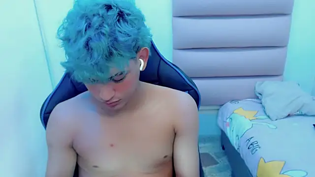 Snapshot of Yosepp_ chatting on January 14, 2025, 3:53 am Yosepp online show from January 14, 2025, 3:53 am