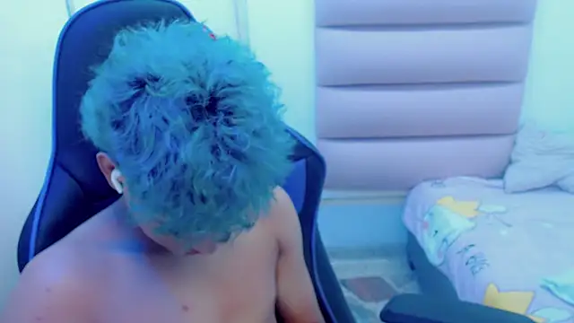 Snapshot of Yosepp_ chatting on January 15, 2025, 9:24 am Yosepp online show from January 15, 2025, 9:24 am