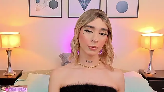 ariivega online show from February 27, 2025, 2:53 am