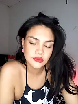 Honeydude  online show from December 18, 2024, 2:17 pm