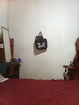 Snapshot of Aroma_Sl chatting on September 22, 2025, 11:18 pm Aroma Sl online show from September 22, 2025, 11:18 pm