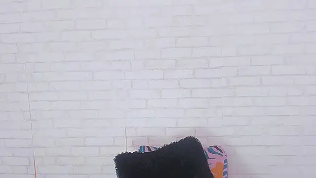 Tiffany mendez online show from December 28, 2024, 12:03 pm