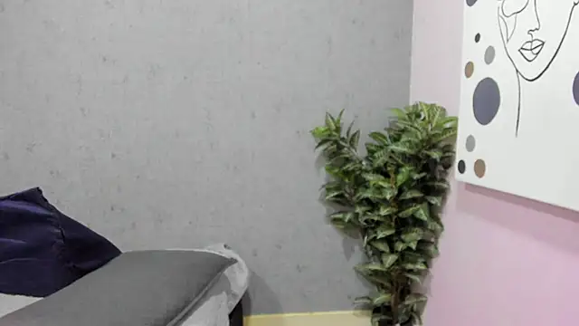 Tiffany mendez online show from February 5, 2026, 12:10 pm