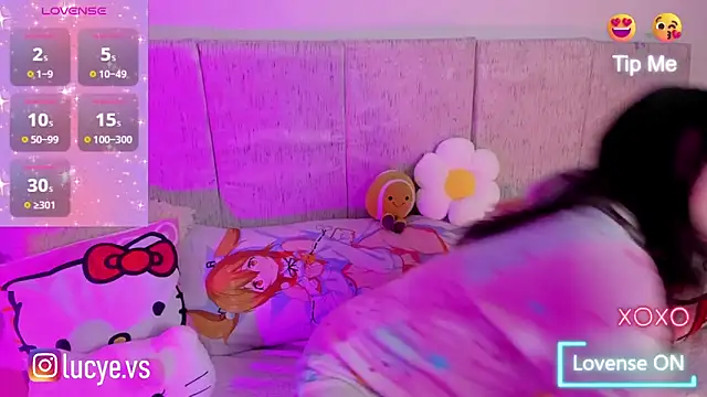 LucyEvans  online show from September 18, 2025, 3:30 am