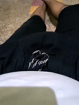 karthick25 online show from March 16, 2026, 4:33 pm