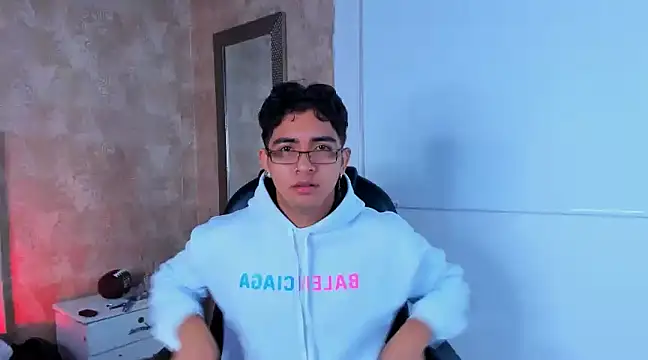 Muichiro tokito1 online show from December 31, 2024, 1:52 pm