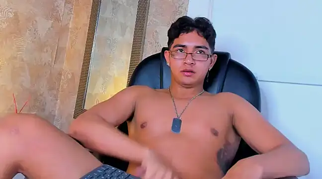 Muichiro tokito1 online show from December 31, 2024, 4:57 pm