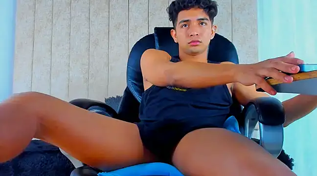 Muichiro tokito1 online show from March 10, 2025, 4:49 am